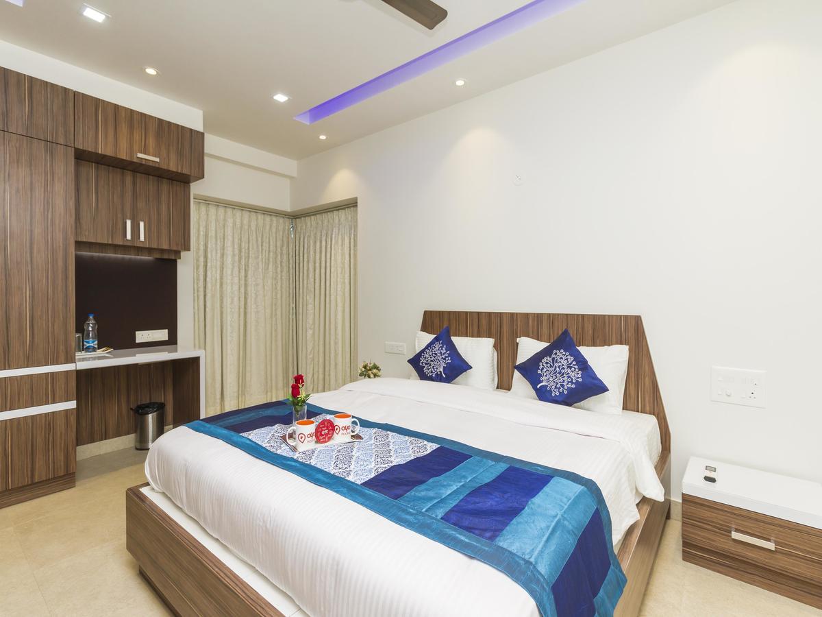 Oyo 2132 Apartment Aditya Residency Bangalore Esterno foto