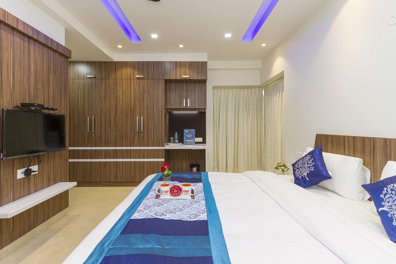 Oyo 2132 Apartment Aditya Residency Bangalore Esterno foto