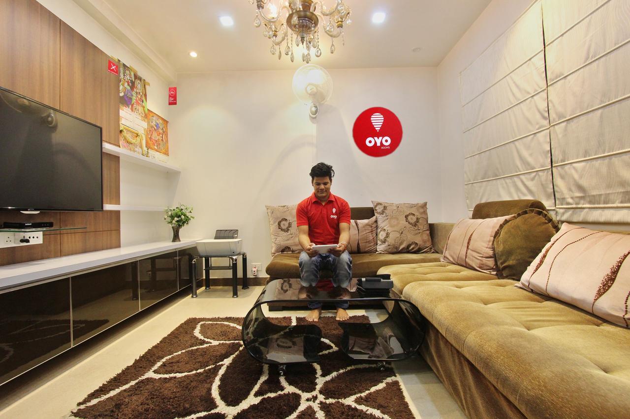 Oyo 2132 Apartment Aditya Residency Bangalore Esterno foto